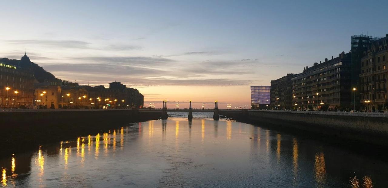 Pension Nuevas Artes San Sebastián Eksteriør bilde