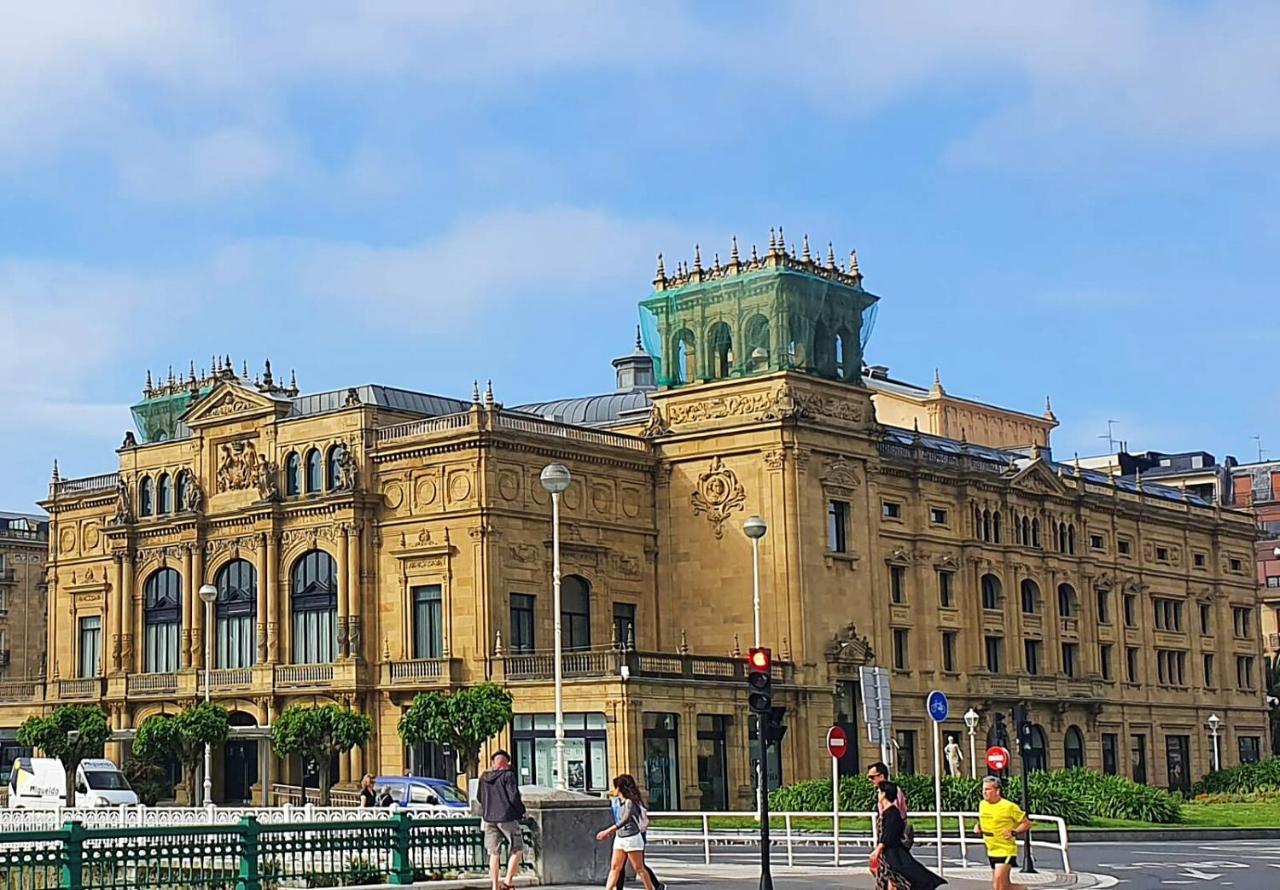 Pension Nuevas Artes San Sebastián Eksteriør bilde